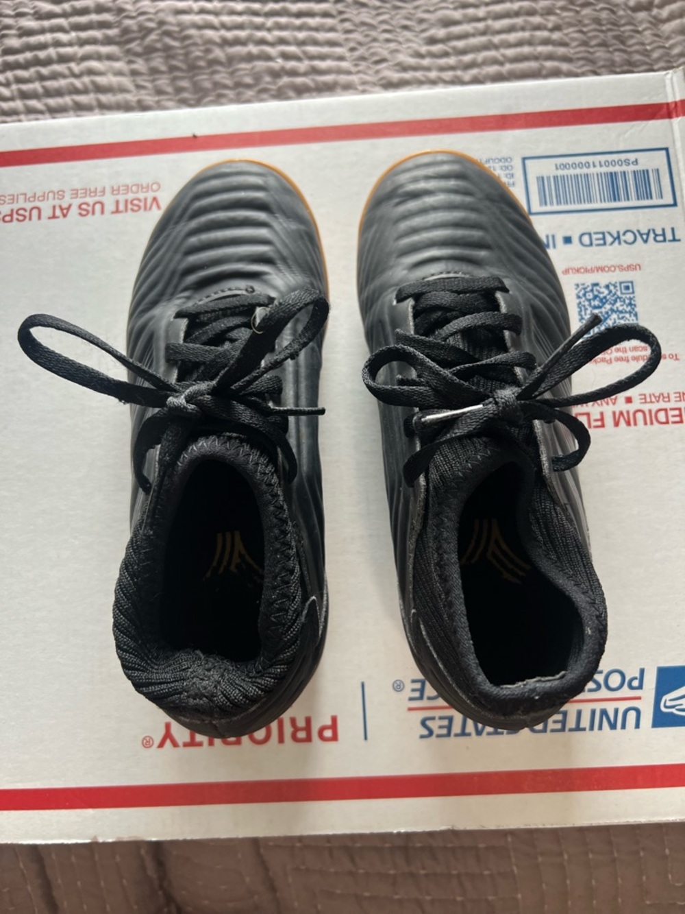 Adidas PREDATOR Soccer Indoor Shoes Black Boys Size 1
